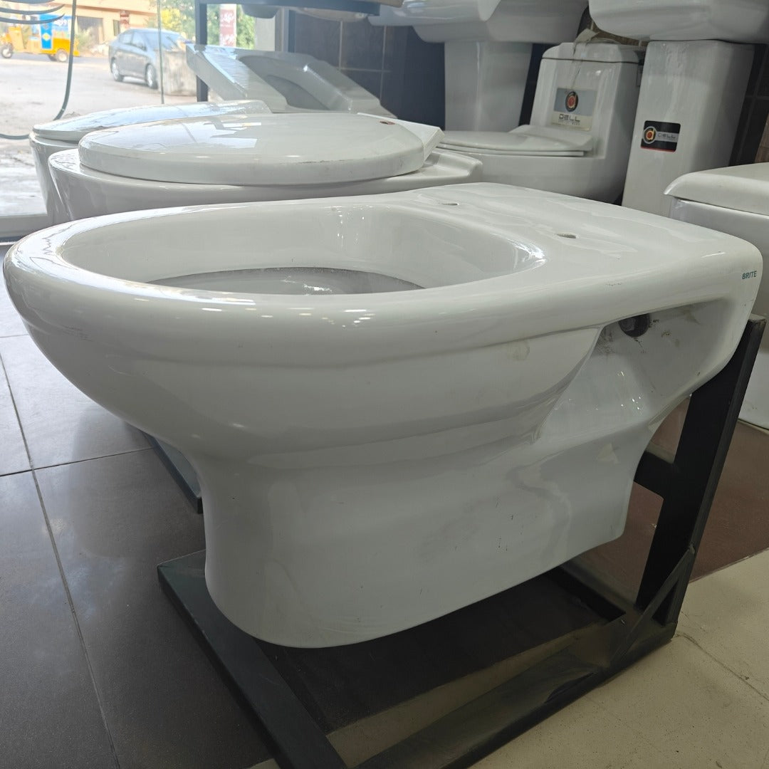 Wall hang 001 Commode Brite - Brite Ceramics