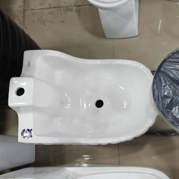 Wuzu basin with Chair Elevate Your Space