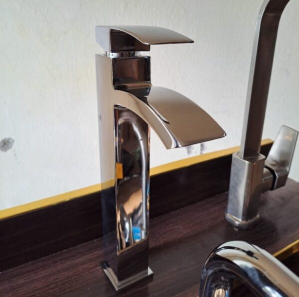 CHINA VANITY MIXER CHROME (AS)